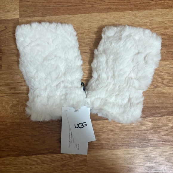 UGG Women's Faux Fur Fingerless Glove - Picture 3 of 11